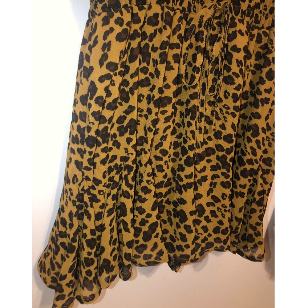 Cheetah Print, short sleeved, v-neck romper. - Picture 4 of 5